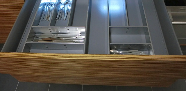 Schubladen und Unterschränke: Kommunalverband für Jugend und Soziales