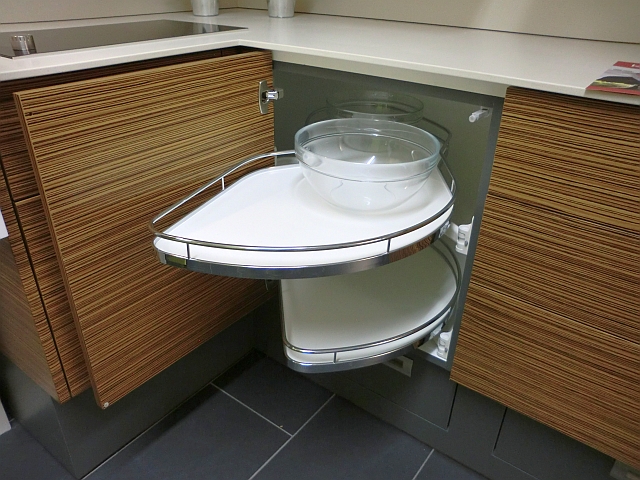 Schubladen und Unterschränke: Kommunalverband für Jugend und Soziales