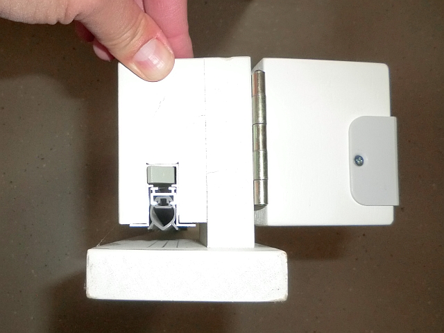 Wohnungseingangstür: Kommunalverband für Jugend und Soziales Baden