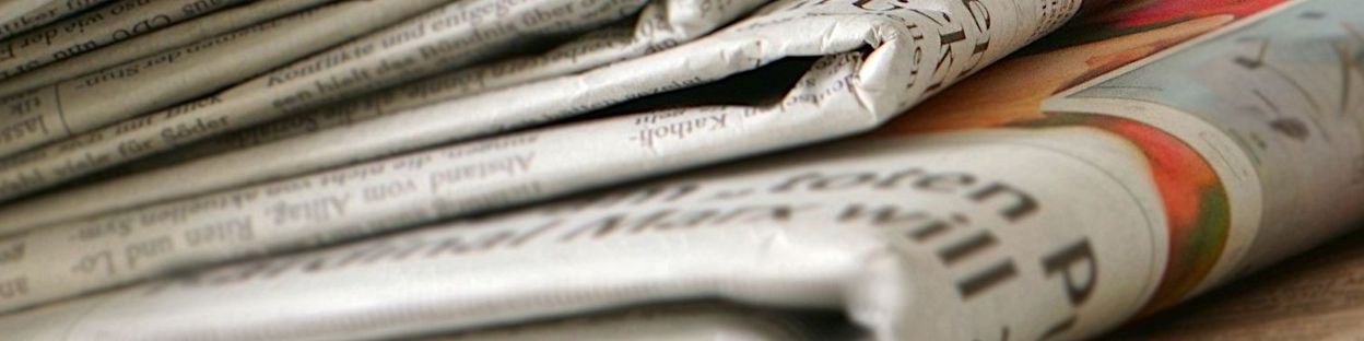 Stapel Zeitungen