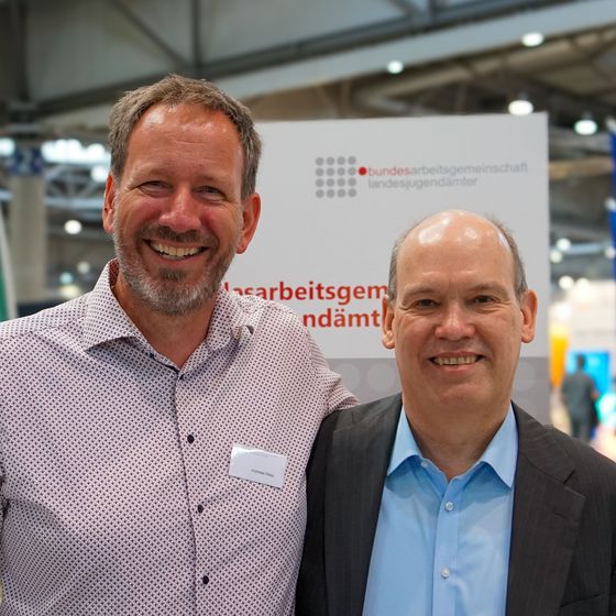 Andreas Gleis (Geschäftsführer BAG-Landesjugendämter) und Gerald Häcker (Dezernatsleiter KVJS-Landesjugendamt)