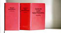 Gesetzesbücher