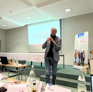 Prof. dr. Wolfgang Schröer